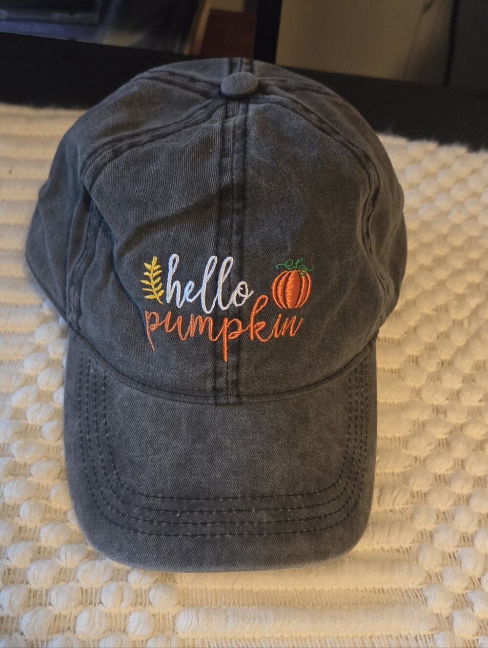 Hello Pumpkin Embroidered Cap - Gray